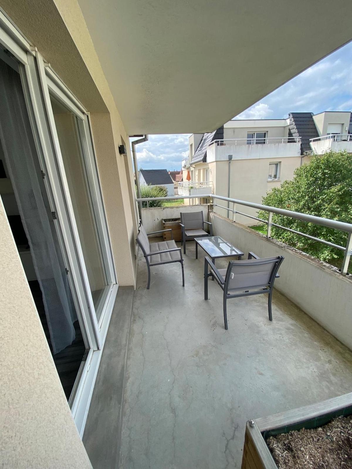 U1 Chaleureux Appartement Avec Balcon A Uffholtz エクステリア 写真